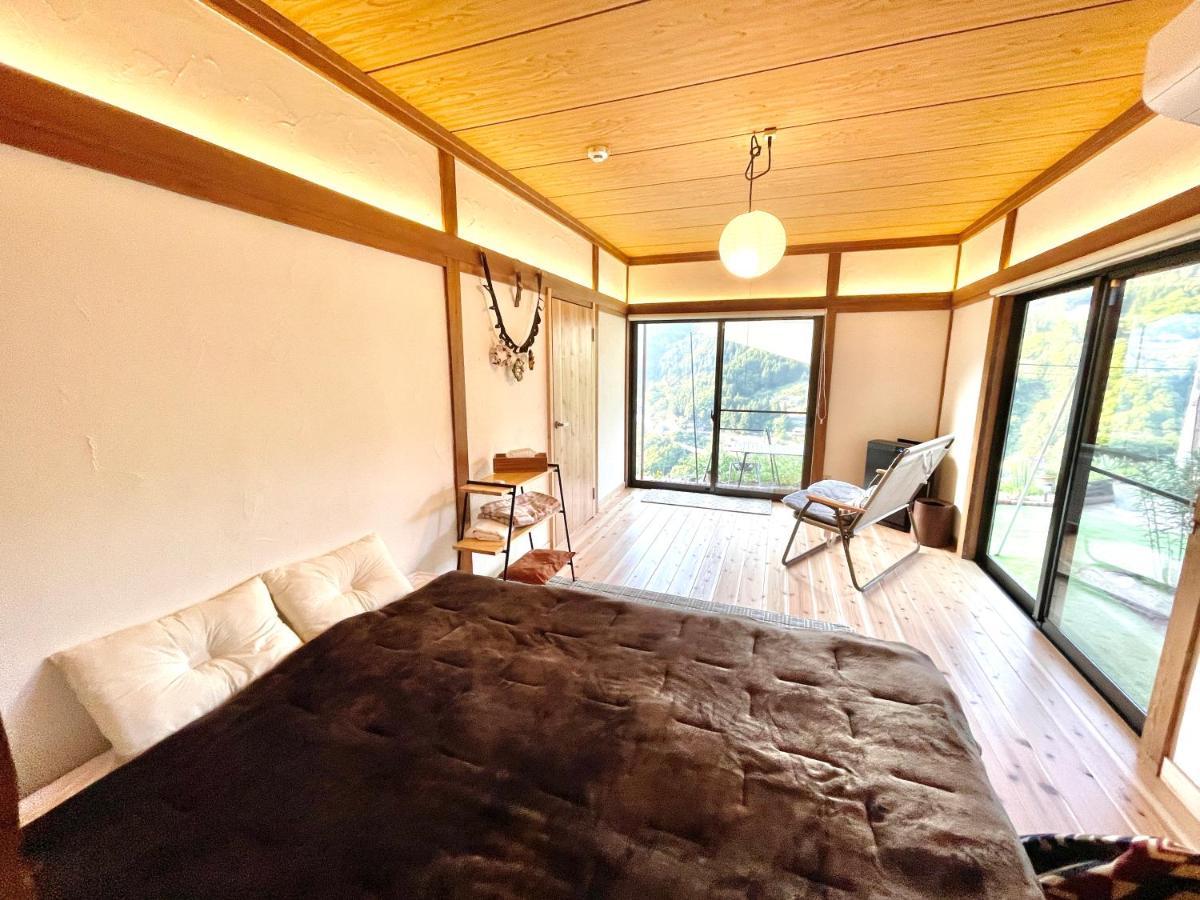 Hotel 古民家グランピングmatoba à Miyoshi  Extérieur photo